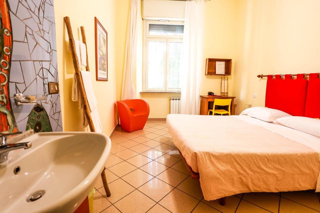 The Beehive Rome